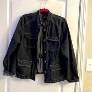 Black jean jacket large